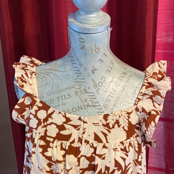 NEW Women’s Brown with/Cream Color Floral Dress by Universal Thread. Size M. - Picture 3 of 14